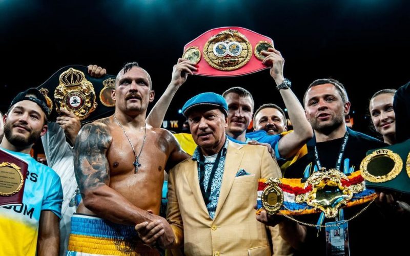 Усик очолив рейтинг найкращих боксерів світу за версією The Ring