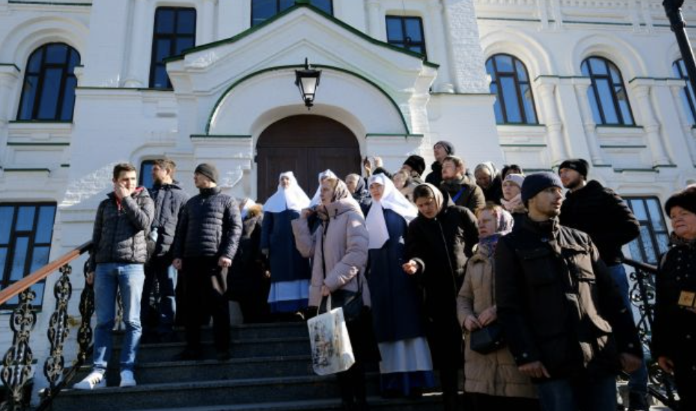 Мінкульт подав заяву до поліції через блокування роботи комісії в Лаврі