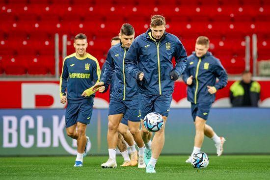 Без Караваева: сборная Украины объявила заявку на решающий матч отбора Евро-2024 против Италии