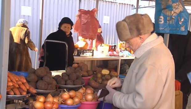 Готовить холодильник сейчас или ждать более приятных цен: эксперт рассказал, что будет со стоимостью украинских продуктов