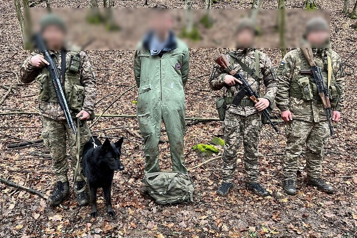 Фотопастка та безпілотник допомогли затримати ухилянтів поблизу Словаччини