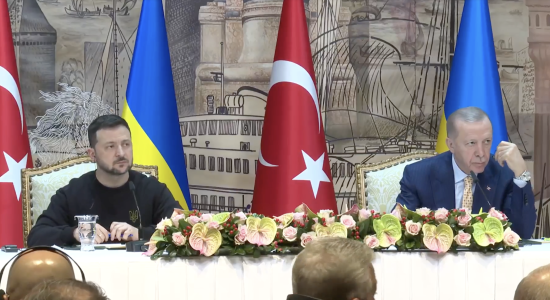 Зеленский ответил на предложение Эрдогана пригласить Россию на мирный саммит